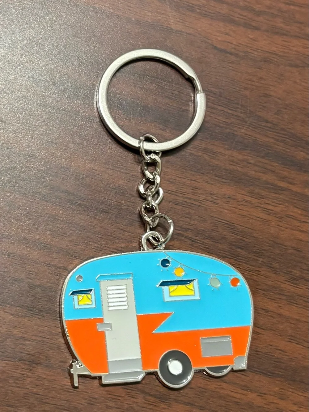 2 Pack Vintage RV Camper Keychains | Travel Trailer Keyring Set with Gift Pouch